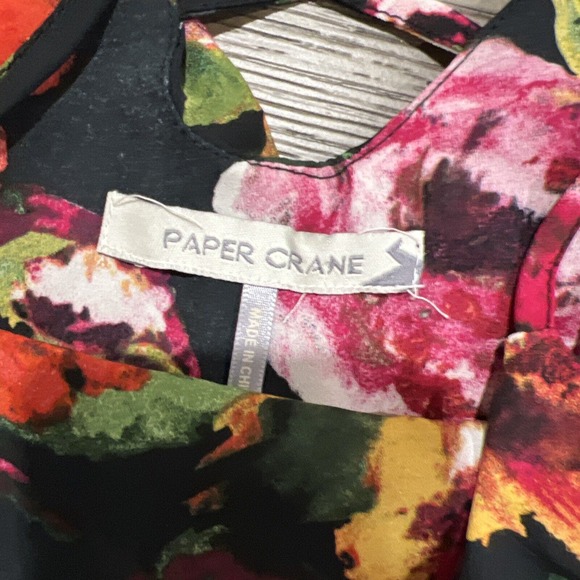 Paper Crane Women’s Shirt‎ Size Medium Crop Top Layered Criss Cross Back - Picture 10 of 11